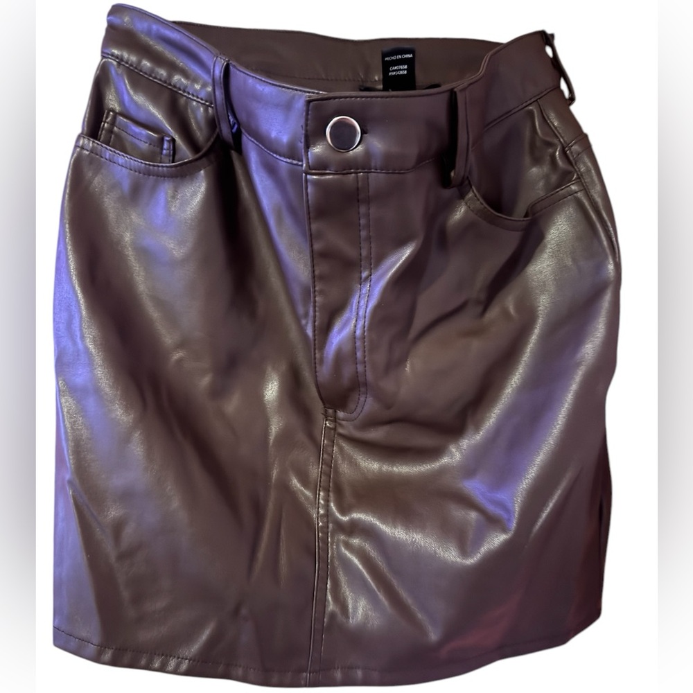 Wet seal brown faux leather skirt size xs